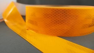 3m fluoro yellow 983-21 diamond grade class 1 reflective tape